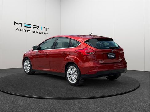 Used 2018 Ford Focus Titanium FWD image 6