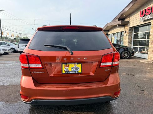 Used 2013 Dodge Journey SXT FWD image 6