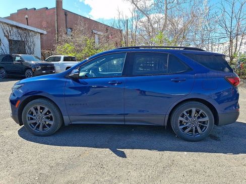 Used 2022 Chevrolet Equinox RS w/ RS Leather Package image 5