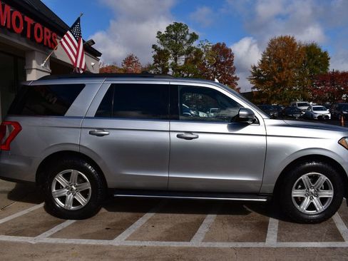 Used 2020 Ford Expedition XLT w/ Equipment Group 202A image 8