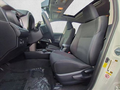 Used 2016 Toyota RAV4 XLE image 17