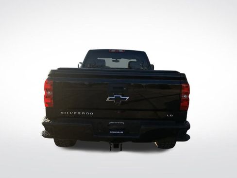 Used 2019 Chevrolet Silverado 1500 LT w/ All Star Edition image 4