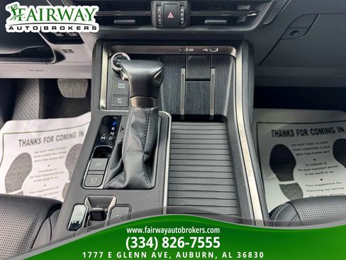 Used 2024 Lexus GX 550 w/ Accessory Package (Z1) AWD/4WD image 25