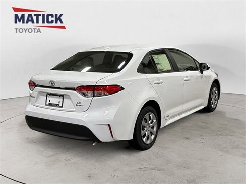 New 2026 Toyota Corolla LE image 7