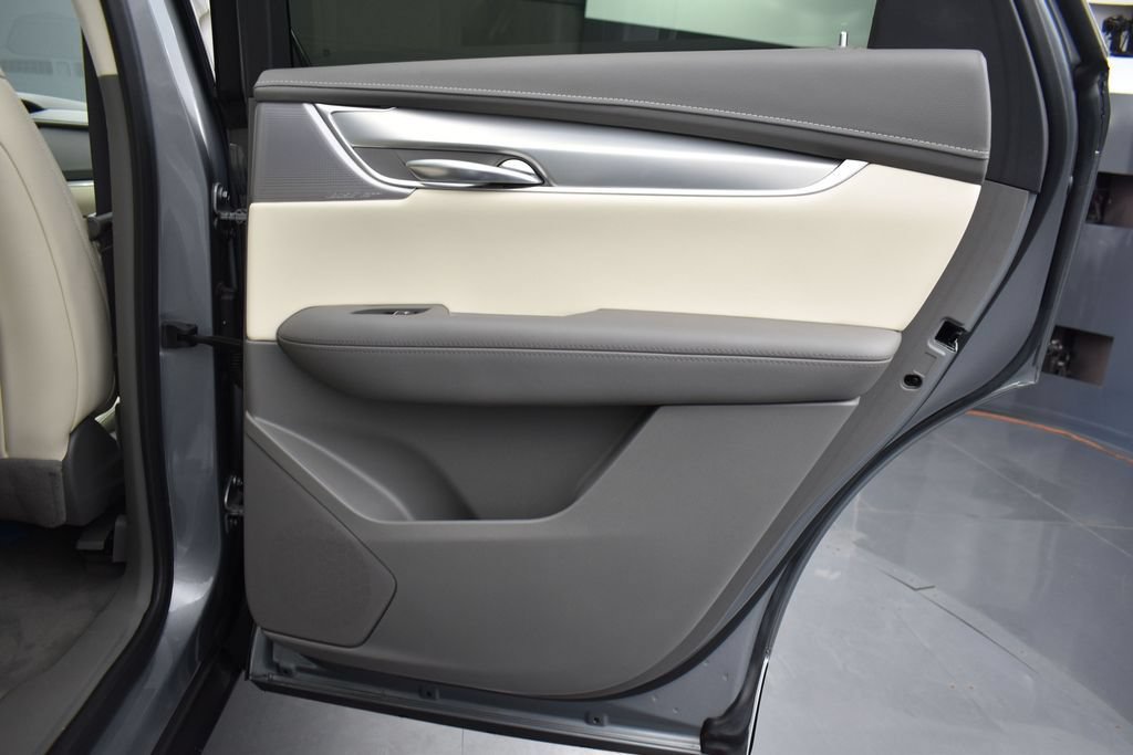 Certified 2024 Cadillac XT5 Premium Luxury AWD/4WD image 31