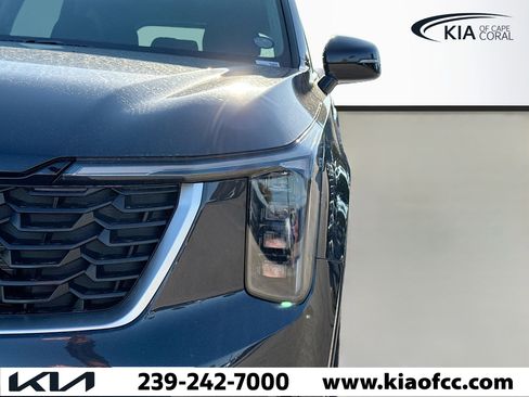 New 2026 Kia Sorento LX image 8