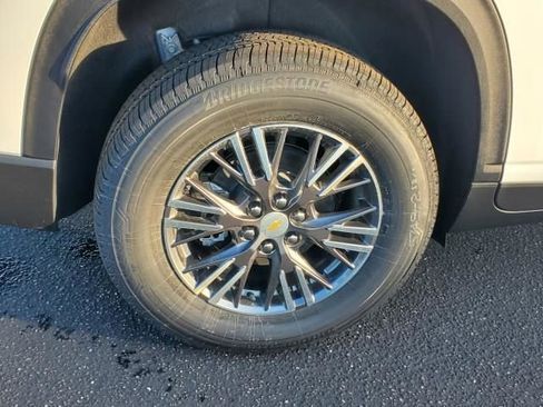 New 2026 Chevrolet Traverse LT w/ Driver Confidence Package image 6