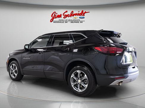 Used 2025 Chevrolet Blazer LT FWD image 4