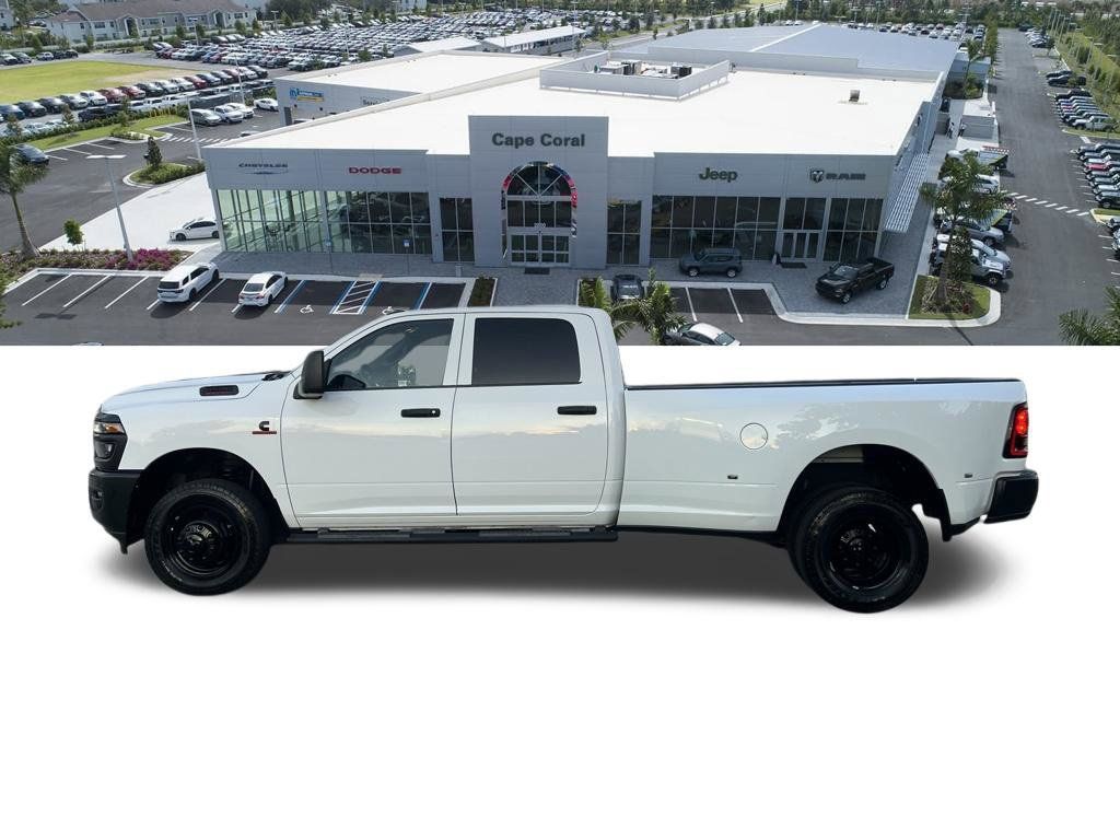 Used 2025 RAM 3500 Tradesman AWD/4WD image 6