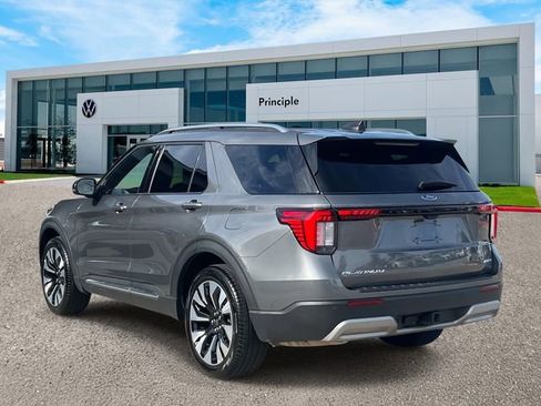 Used 2025 Ford Explorer Platinum w/ LUX Leather Package image 4