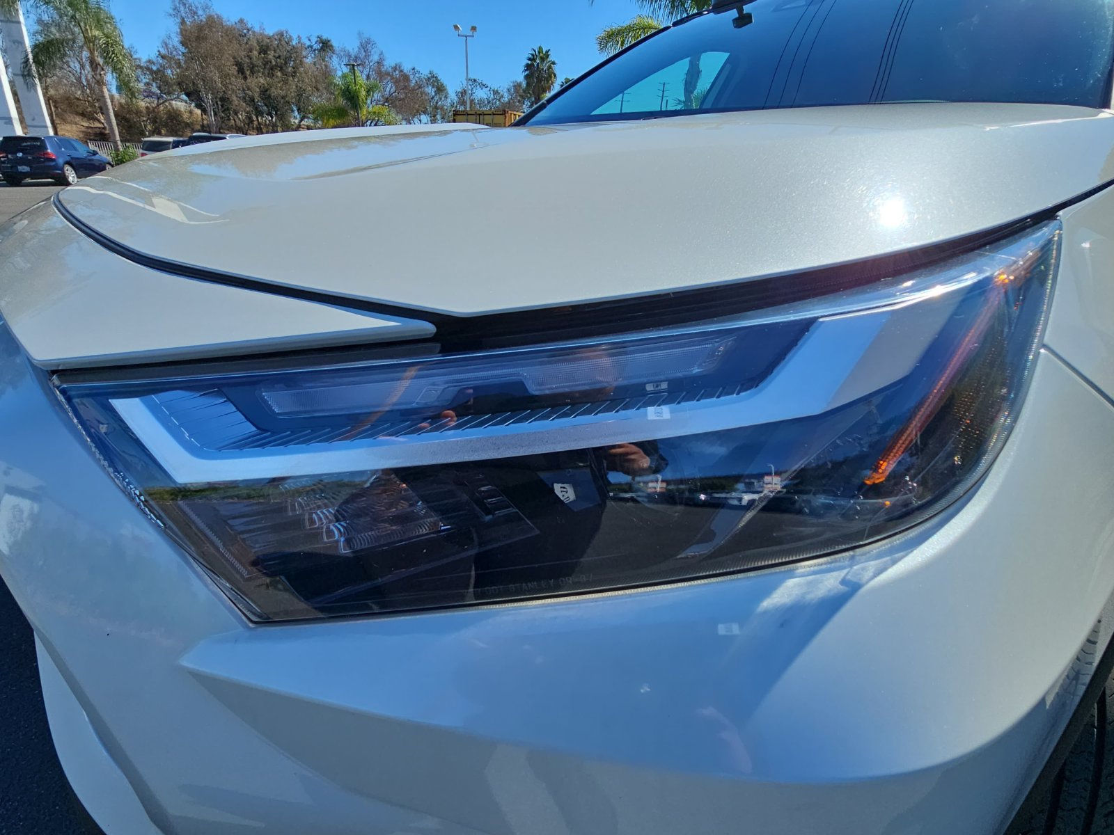 Used 2022 Toyota RAV4 XLE Premium FWD image 31
