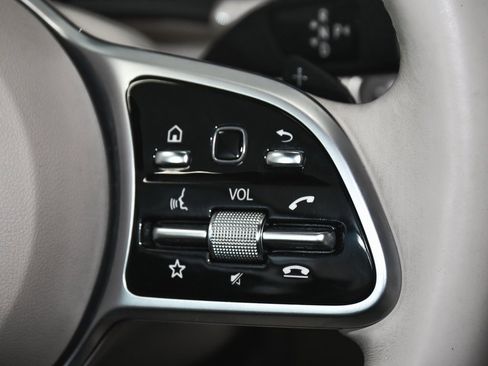 Used 2019 Mercedes-Benz E 450 4MATIC Cabriolet image 39