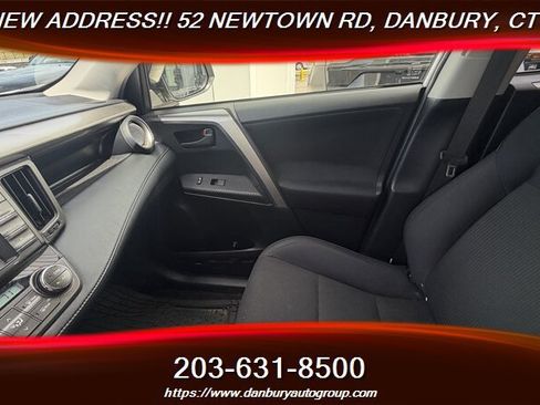 Used 2013 Toyota RAV4 XLE AWD/4WD image 10