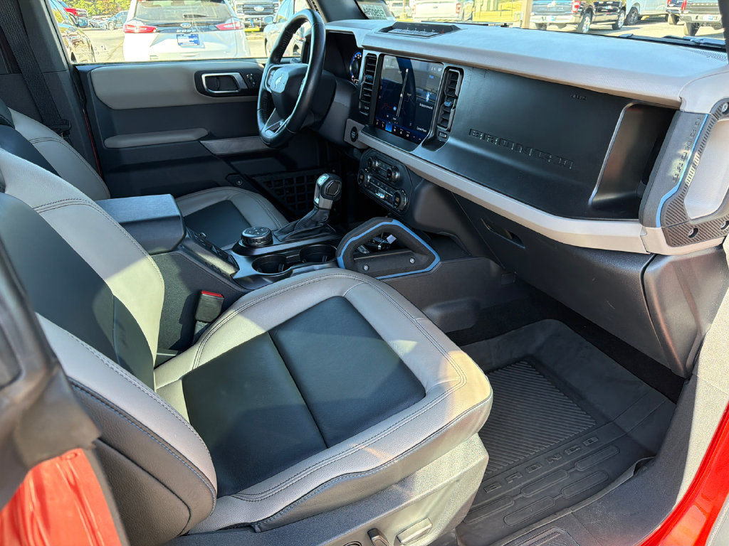 Used 2023 Ford Bronco Wildtrak AWD/4WD image 13