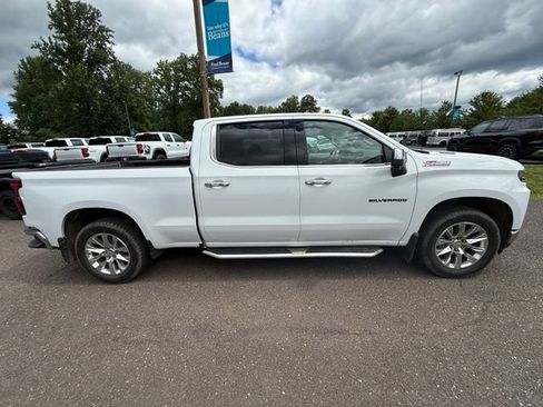 Used 2020 Chevrolet Silverado 1500 LTZ AWD/4WD image 10