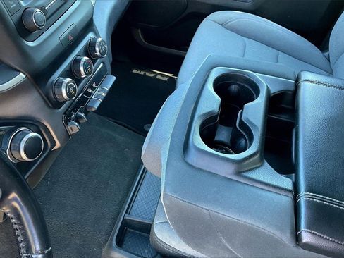 Used 2021 RAM 1500 Big Horn image 17