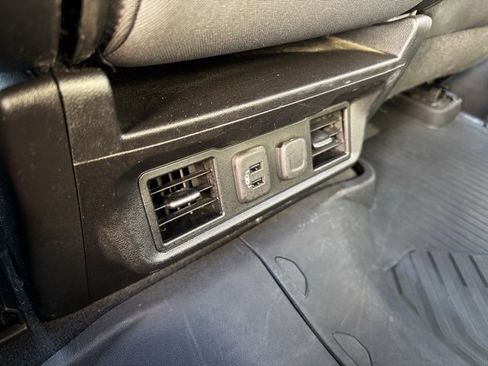 Used 2021 Chevrolet Silverado 1500 LT w/ All Star Edition Plus image 7