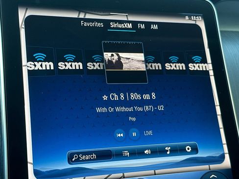 Used 2024 Mercedes-Benz GLC 300 4MATIC image 23