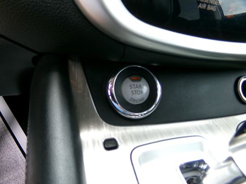 Used 2017 Nissan Murano S image 13