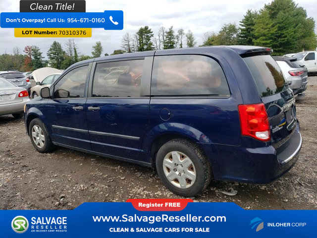 Used 2012 Dodge Grand Caravan American Value Package FWD image 3