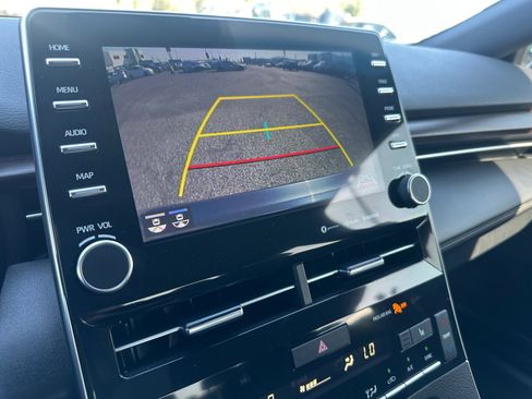 Used 2020 Toyota Avalon XLE w/ All Weather Liner Package FWD image 21