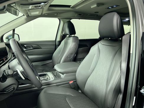 New 2026 Kia Carnival SX Prestige image 14