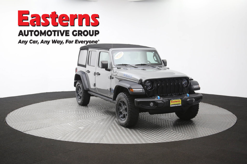 Used 2023 Jeep Wrangler Unlimited w/ Cold Weather Group AWD/4WD image 53