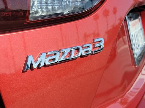 Used 2017 MAZDA MAZDA3 Touring image 27