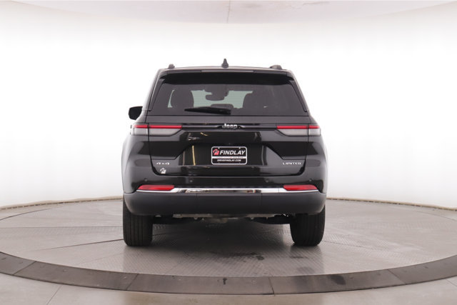 Used 2024 Jeep Grand Cherokee Limited AWD/4WD image 11