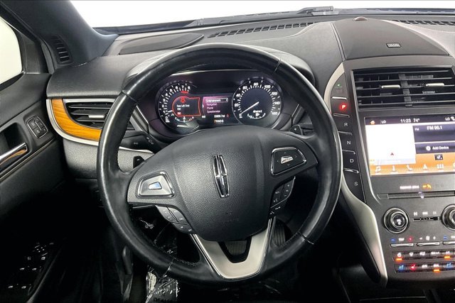Used 2019 Lincoln MKC Reserve w/ MKC Climate Package FWD image 6
