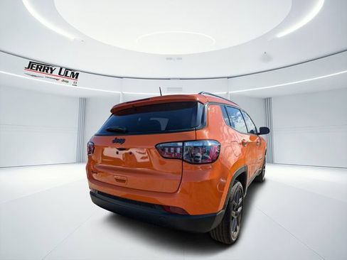 New 2026 Jeep Compass Latitude AWD/4WD image 3