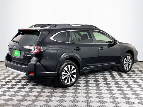 Used 2023 Subaru Outback Limited image 15