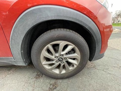 Used 2016 Hyundai Tucson SE w/ Option Group 02 FWD image 19