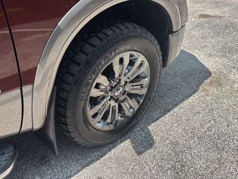 Used 2017 Nissan Titan Platinum Reserve AWD/4WD image 35