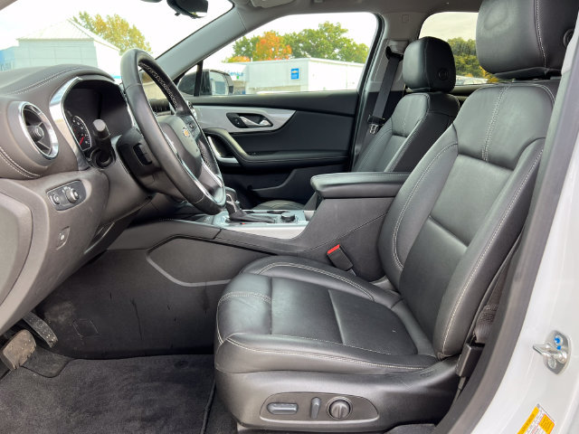 Used 2024 Chevrolet Blazer LT w/ Sound & Technology Package AWD/4WD image 5