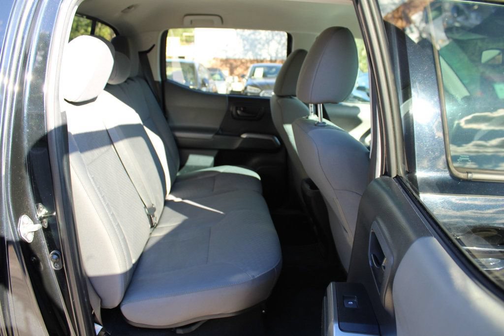 Used 2020 Toyota Tacoma SR5 RWD image 26