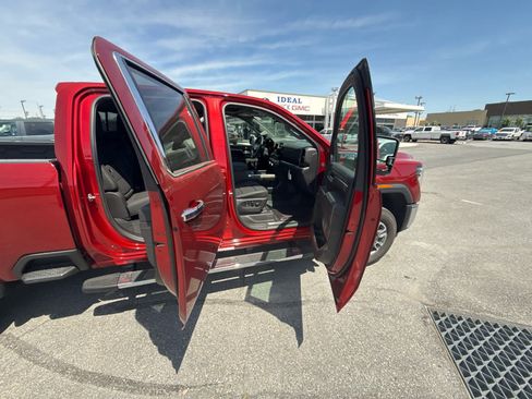 New 2026 GMC Sierra 2500 SLT w/ SLT Premium Package AWD/4WD image 38