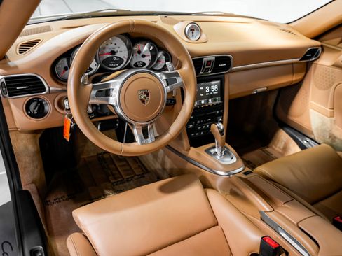 Used 2011 Porsche 911 Carrera GTS image 9