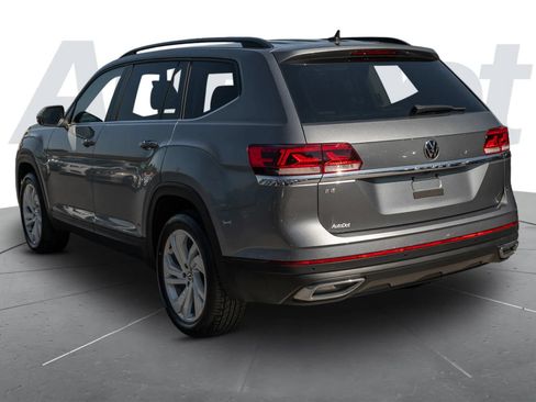 Used 2022 Volkswagen Atlas SE FWD image 2