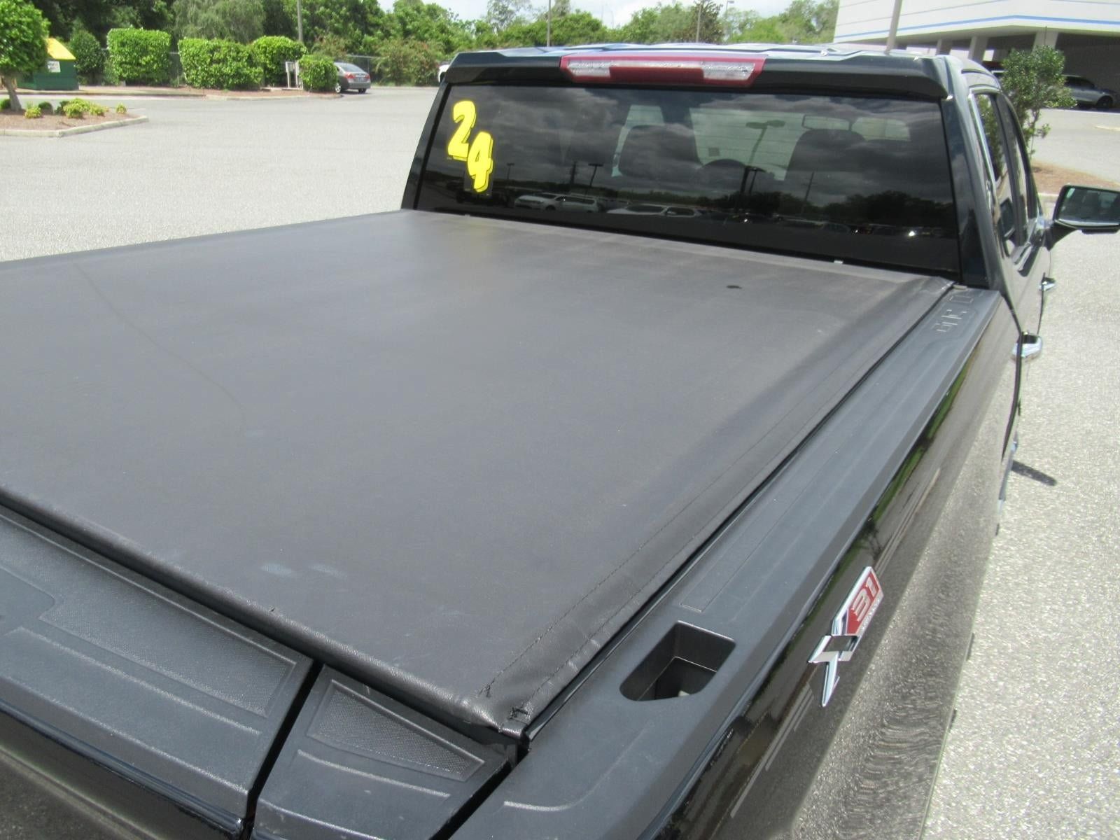 Used 2024 GMC Sierra 1500 SLT AWD/4WD image 29