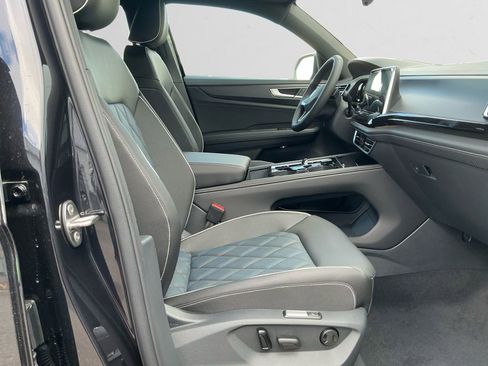 New 2026 Volkswagen Atlas Cross Sport SEL Premium R-Line image 15