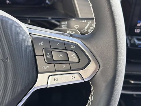 New 2026 Volkswagen Atlas Cross Sport SE FWD image 19