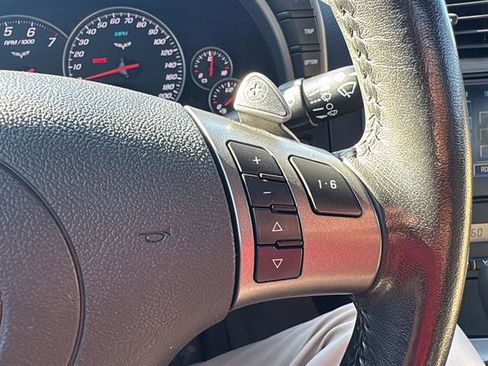 Used 2007 Chevrolet Corvette Convertible w/ Preferred Equipment Group image 17