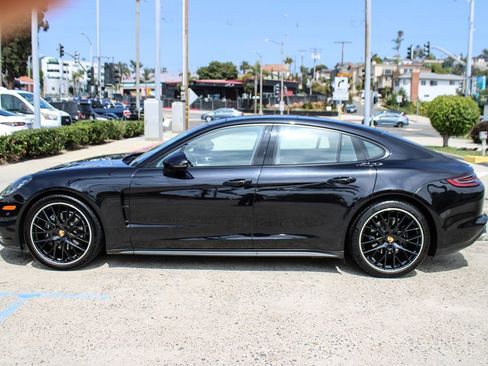 Used 2018 Porsche Panamera 4 AWD/4WD image 2
