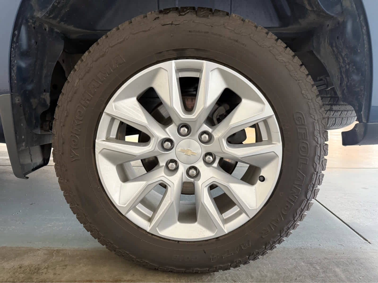 Used 2021 Chevrolet Silverado 1500 Custom w/ Safety Confidence Package AWD/4WD image 11