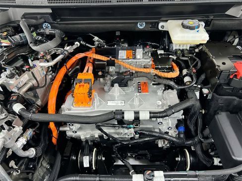 New 2026 Chevrolet Equinox EV LT image 25