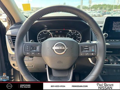 Certified 2026 Nissan Rogue SV FWD image 17