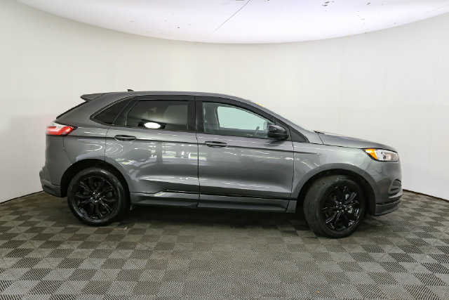 Used 2023 Ford Edge SE w/ Black Appearance Package AWD/4WD image 12