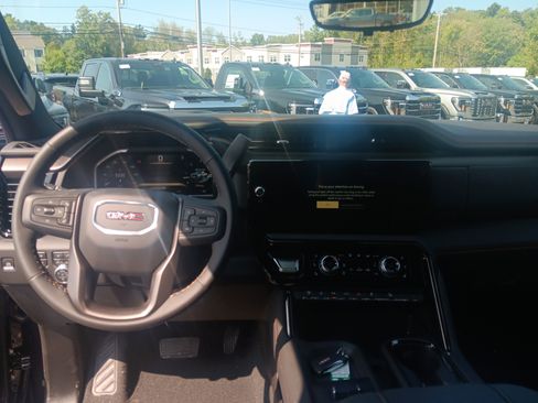 New 2026 GMC Sierra 2500 AT4 w/ Max Trailering Package image 14