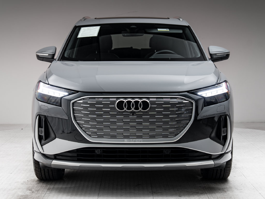 Used 2023 Audi Q4 e-tron Prestige w/ 20" Wheel Package AWD/4WD image 26